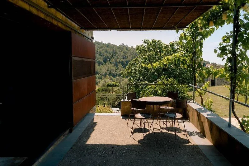 Artu Lodge, Can Terrades Beuda 0*,